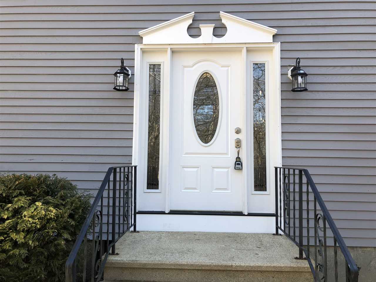 7 Cross Road Mont Vernon, NH 03057 - Photo 3 of 25