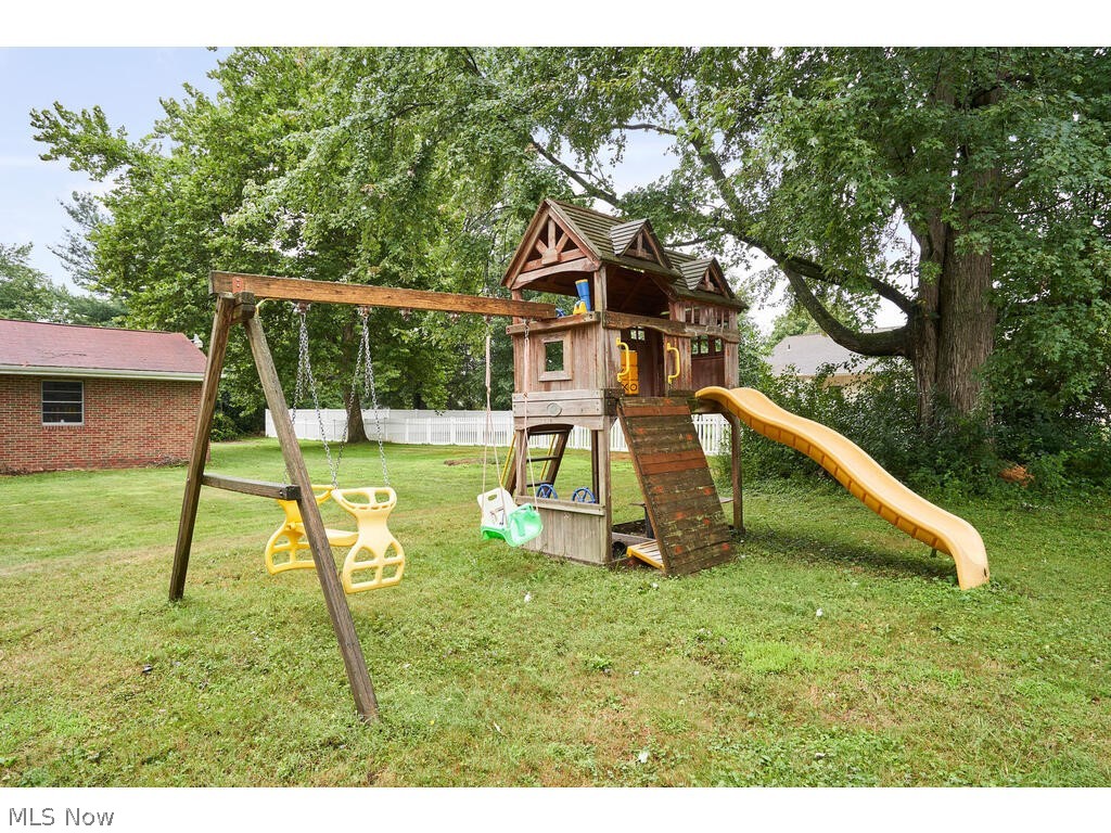1532 Jacoby Road Akron, OH 44321 - Photo 28 of 30 Extra yard space outside of the fenced back yard