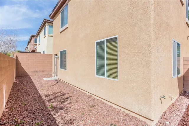 $2,200 | 9317 Euphoria Rose Avenue, Las Vegas, NV 89166