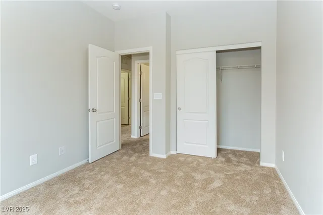 $2,200 | 9317 Euphoria Rose Avenue, Las Vegas, NV 89166