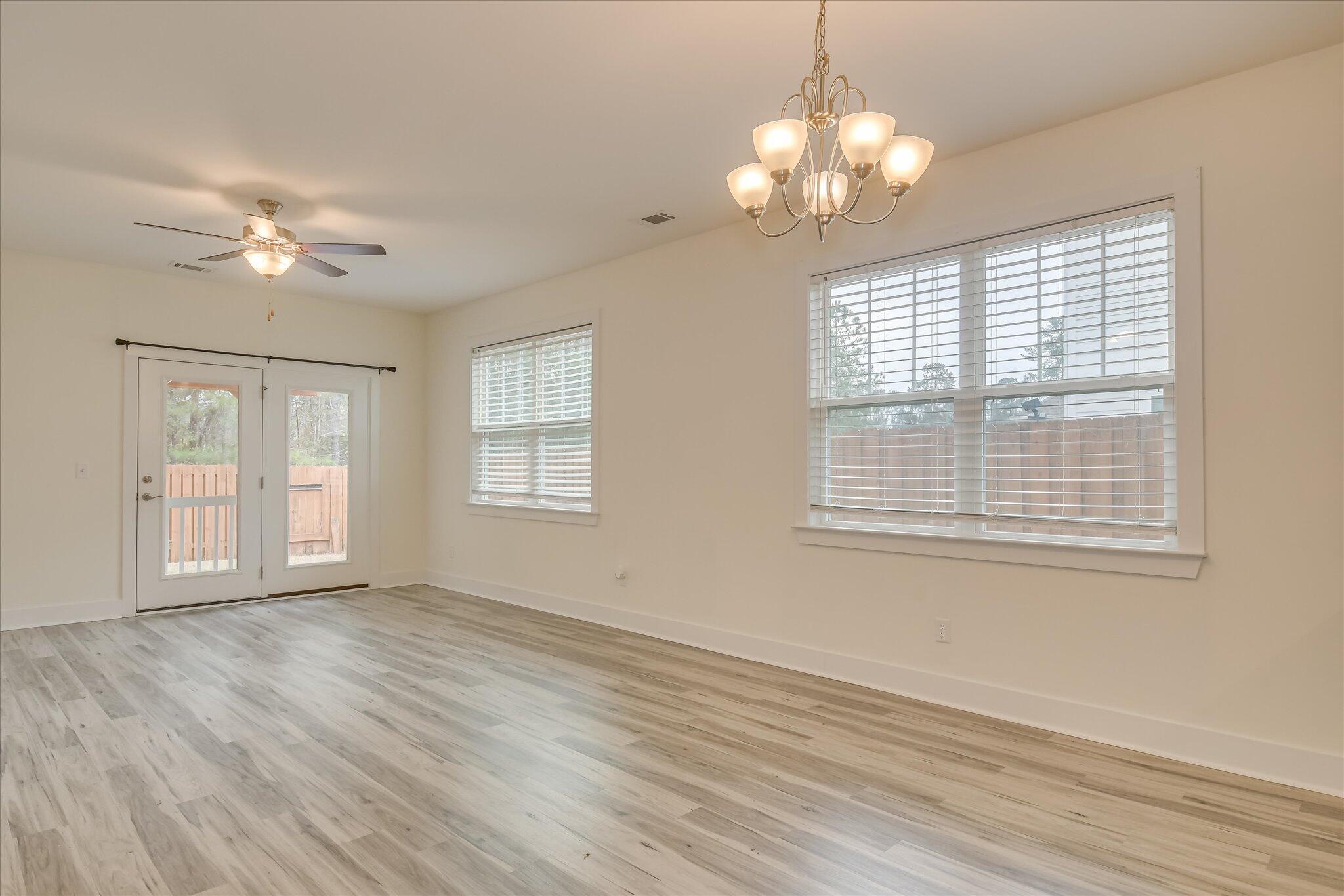 1404 Feldspar Court Augusta, GA 30909 - Photo 9 of 37 09-109
