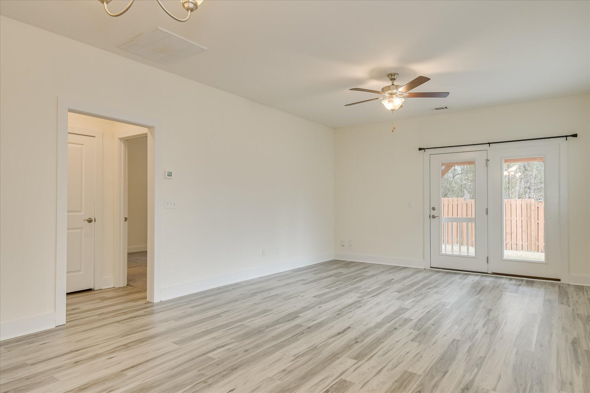 1404 Feldspar Court Augusta, GA 30909 - Photo 10 of 37 10-110