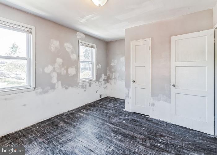 110 Hillvale Road Baltimore, MD 21229 - Photo 17 of 20 Gallery Image 17