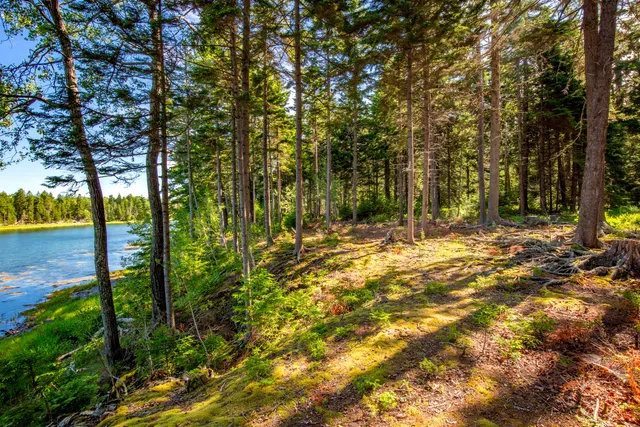 $785,000 | M15-l20-tbd Golf Club Road, Islesboro, ME 04848