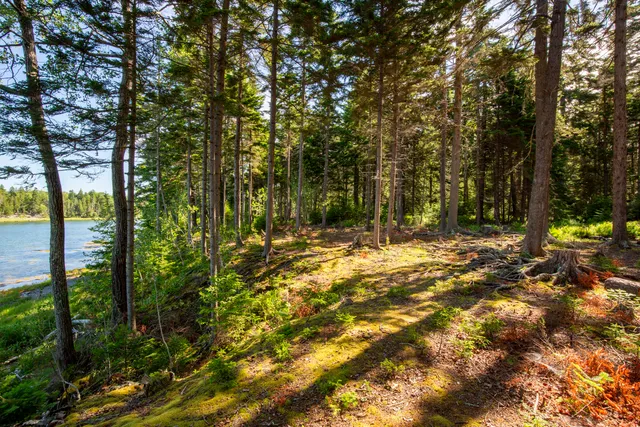 $785,000 | M15-l20-tbd Golf Club Road, Islesboro, ME 04848