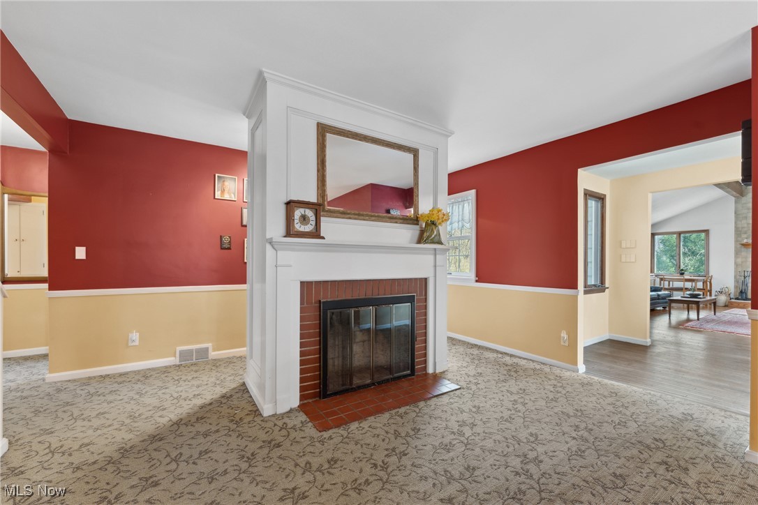 9666 Darrow Road Twinsburg, OH 44087 - Photo 9 of 49