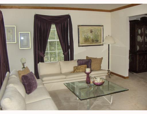 2224 Ferguson Road Allison Park, PA 15101 - Photo 2 of 8 Living Room.