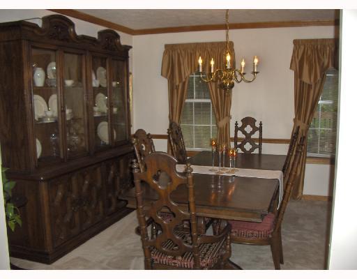 2224 Ferguson Road Allison Park, PA 15101 - Photo 3 of 8 Dining Room.