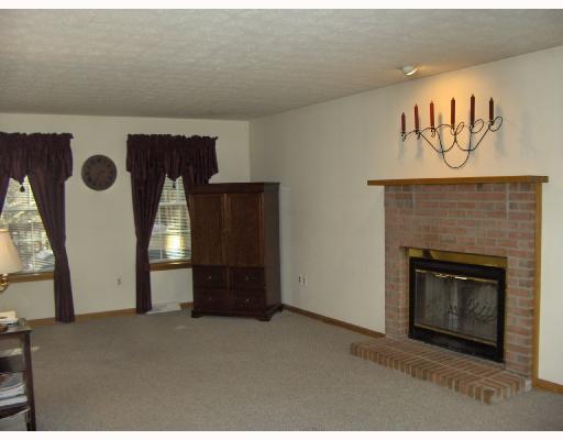 2224 Ferguson Road Allison Park, PA 15101 - Photo 6 of 8 Den/Family/Great Room.