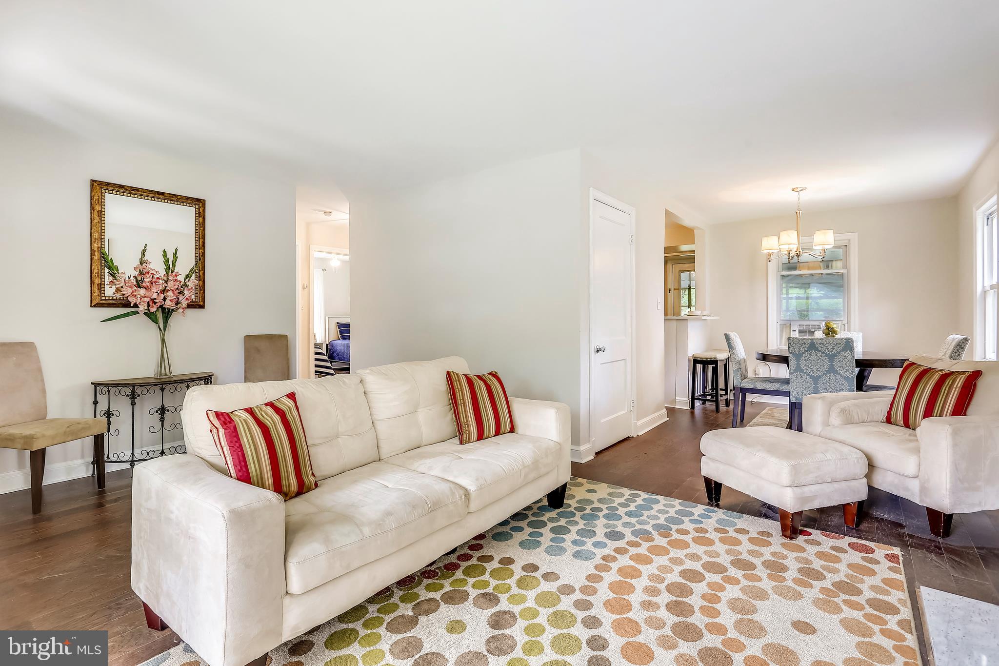 313 Ladson Road Silver Spring, MD 20901 - Photo 3 of 32