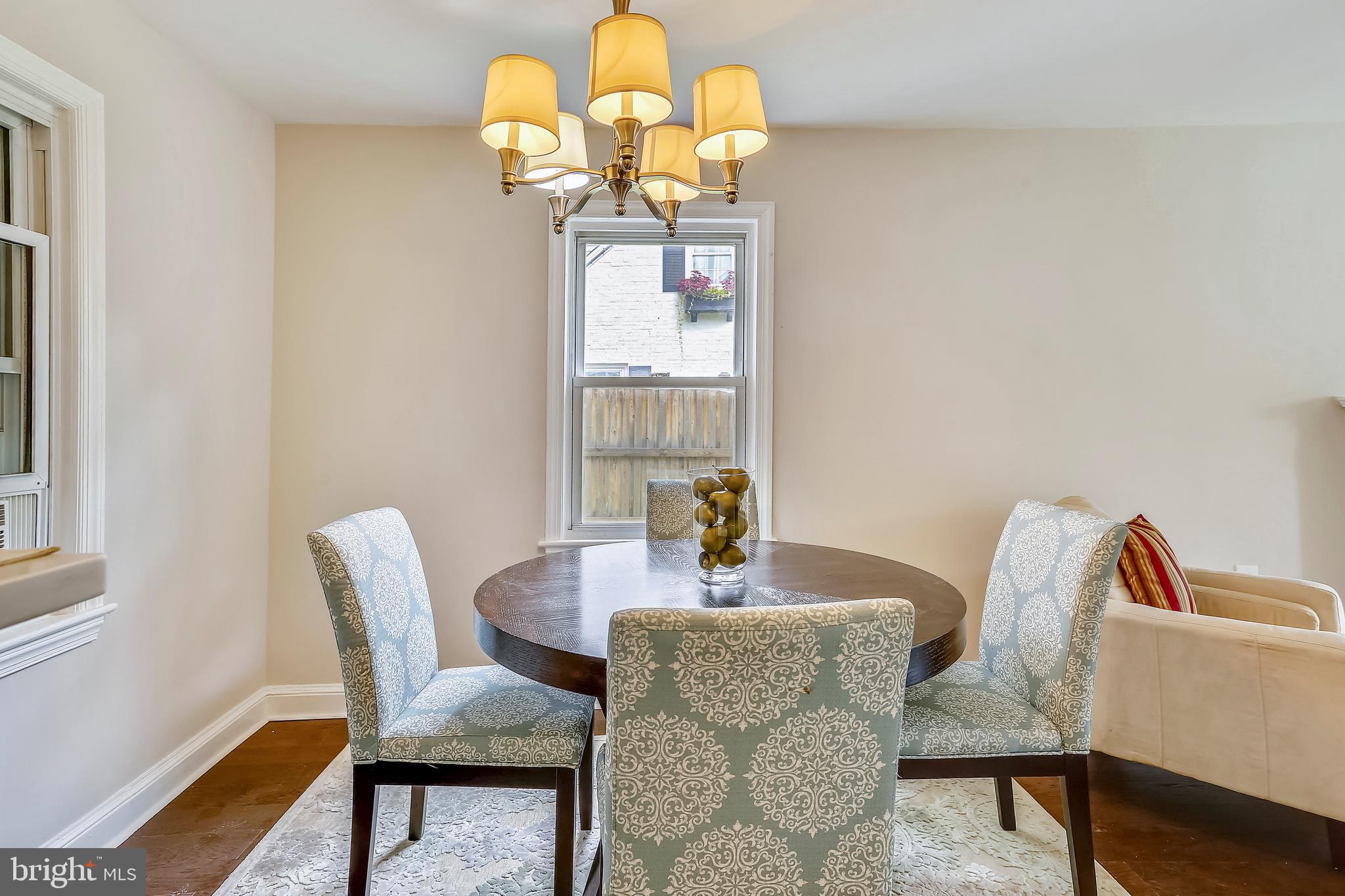 313 Ladson Road Silver Spring, MD 20901 - Photo 5 of 32