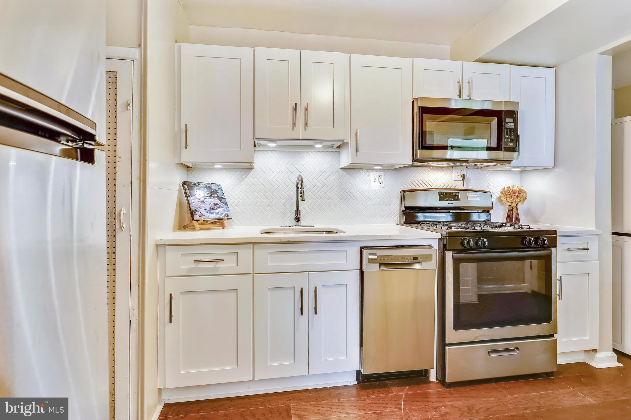 313 Ladson Road Silver Spring, MD 20901 - Photo 8 of 32