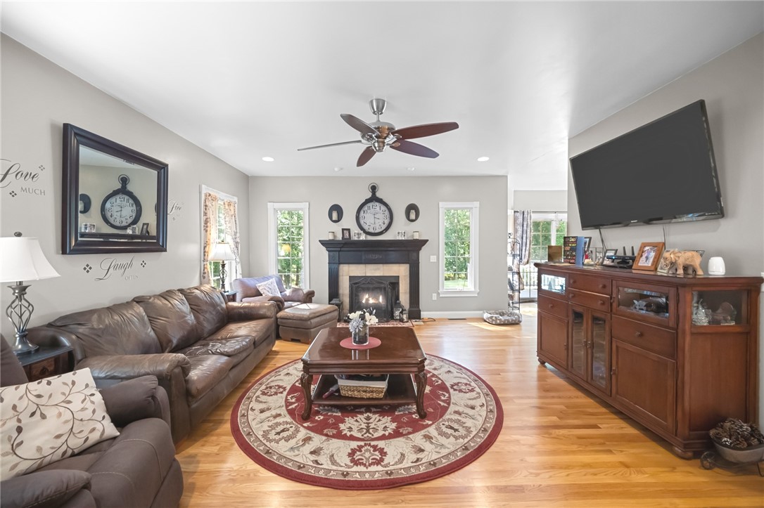 2 Scenic Ridge Court Coventry, RI 02816 - Photo 12 of 48 Gallery Image 12