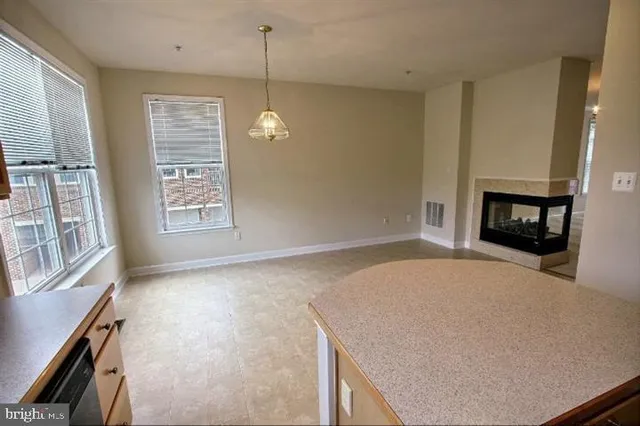 $3,400 | 903 Crestfield Drive, Rockville, MD 20850