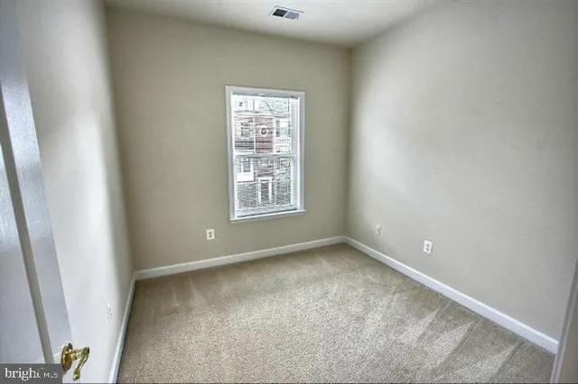 $3,400 | 903 Crestfield Drive, Rockville, MD 20850