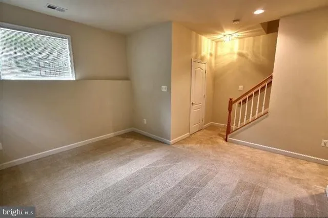 $3,400 | 903 Crestfield Drive, Rockville, MD 20850