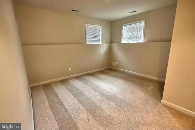 $3,400 | 903 Crestfield Drive, Rockville, MD 20850