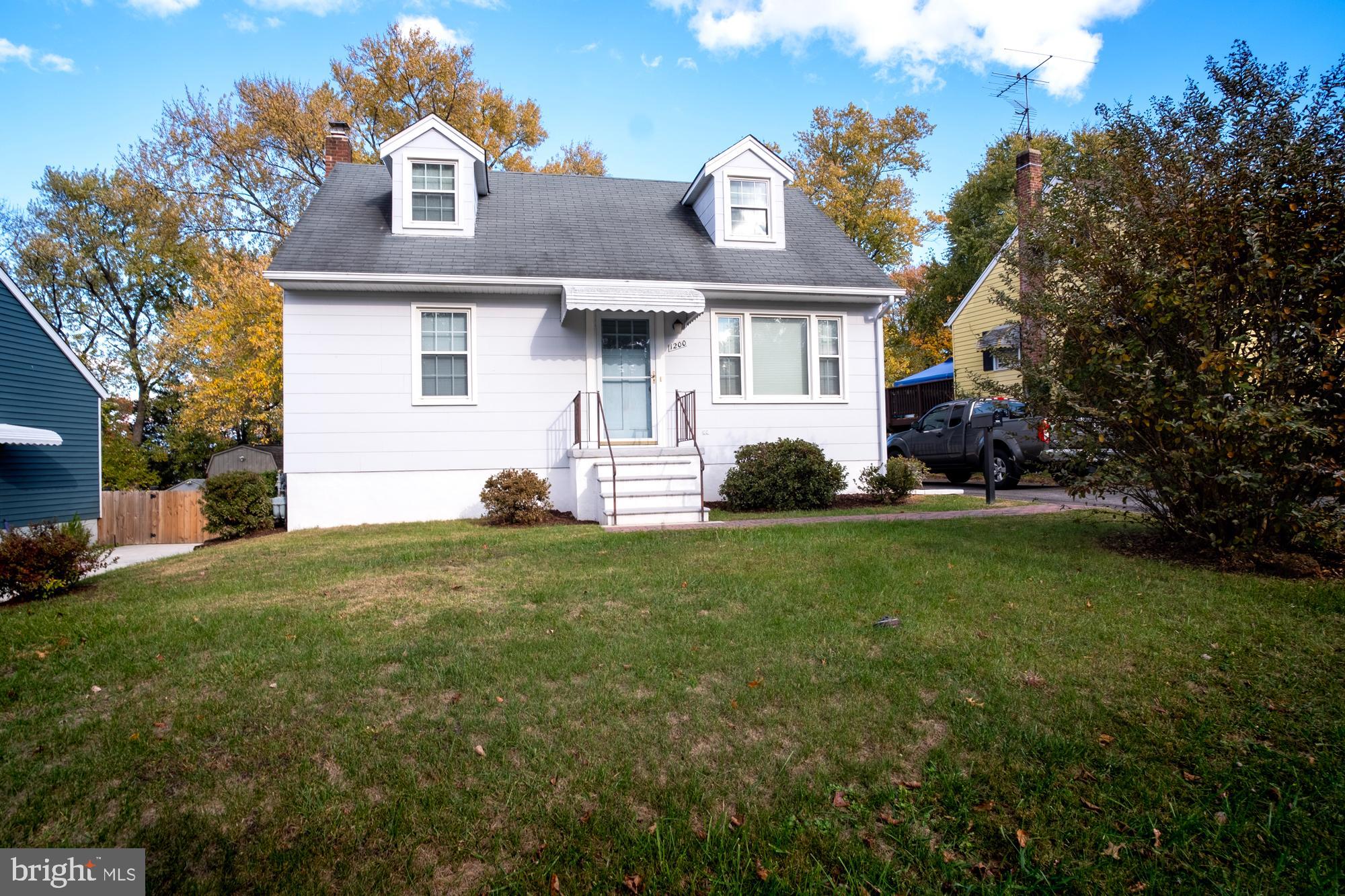 1200 Oakland Terrace Road Baltimore, MD 21227 - Photo 2 of 21 Charming home with inviting curb appeal.