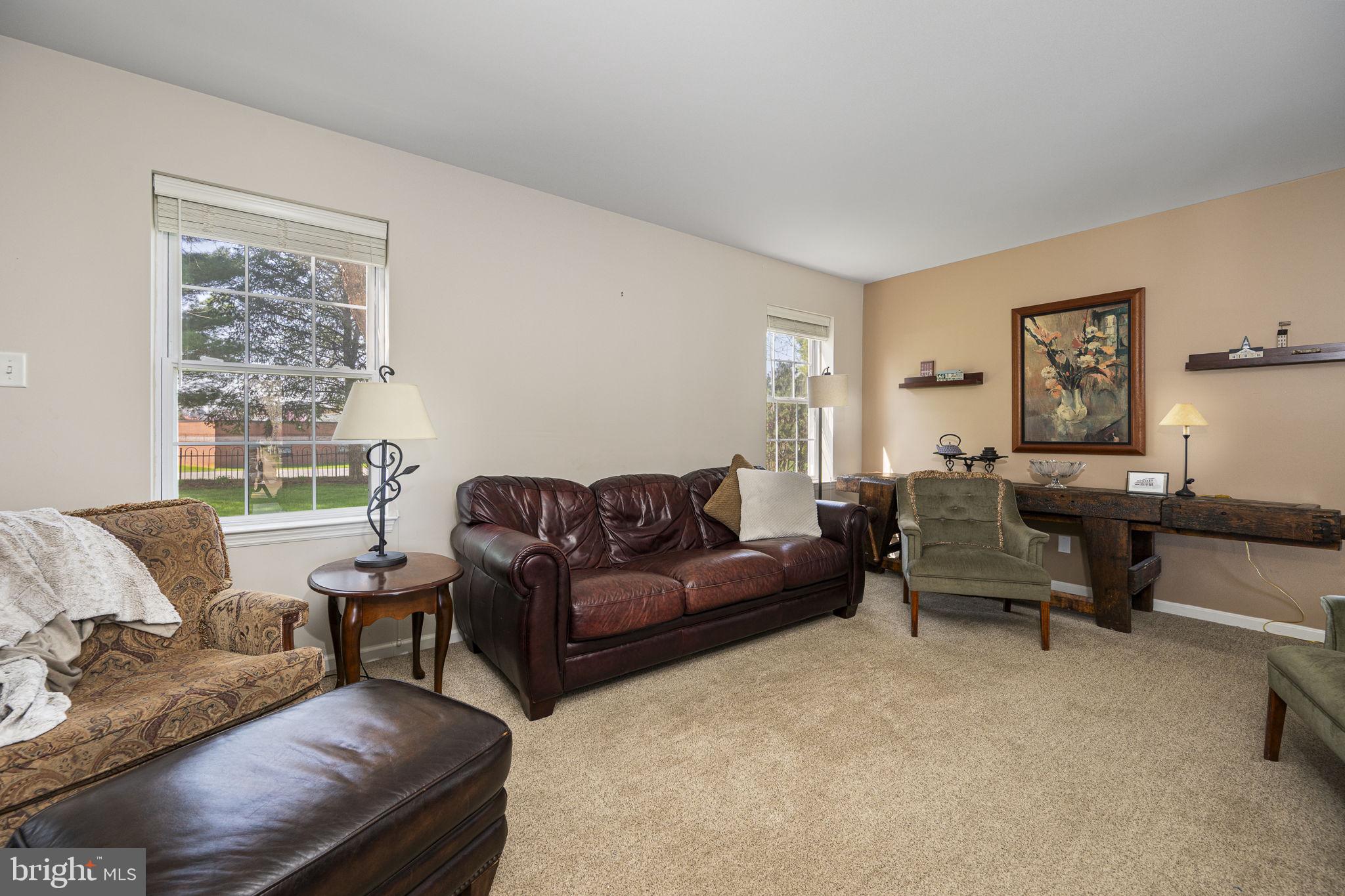 218 Cambridge Lane Lititz, PA 17543 - Photo 9 of 34