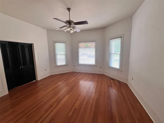 $329,900 | 704 Cherry Street, Graham, TX 76450