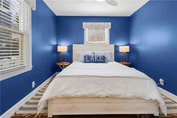 $825,000 | 76 R Street, Lee's Summit, MO 64086