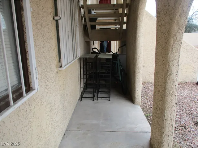 $1,035 | 2209 North Jones Boulevard, Unit 2, Las Vegas, NV 89108