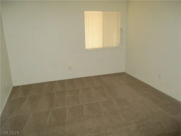 $1,000 | 2209 North Jones Boulevard, Unit 2, Las Vegas, NV 89108