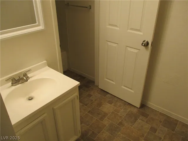 $1,035 | 2209 North Jones Boulevard, Unit 2, Las Vegas, NV 89108