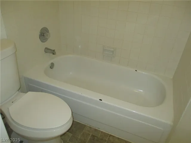 $1,035 | 2209 North Jones Boulevard, Unit 2, Las Vegas, NV 89108