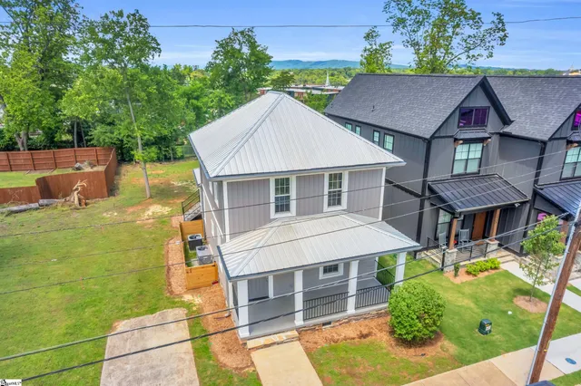 $899,995 | 106 Grace Street, Greenville, SC 29601