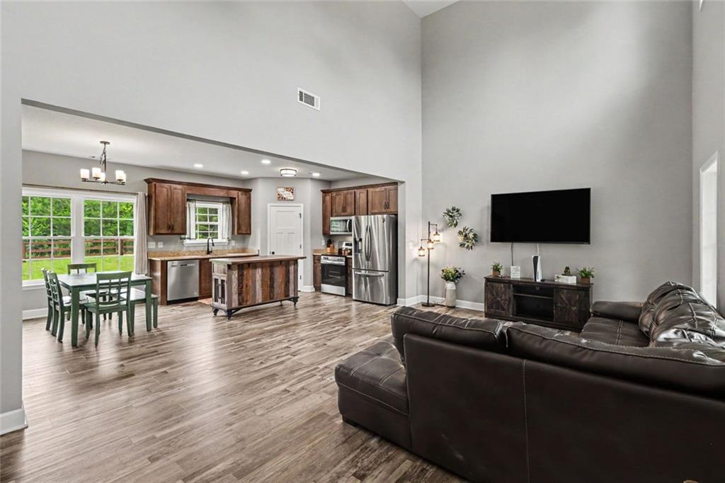 300 Kelly Road Cedartown, GA 30125 - Photo 3 of 16