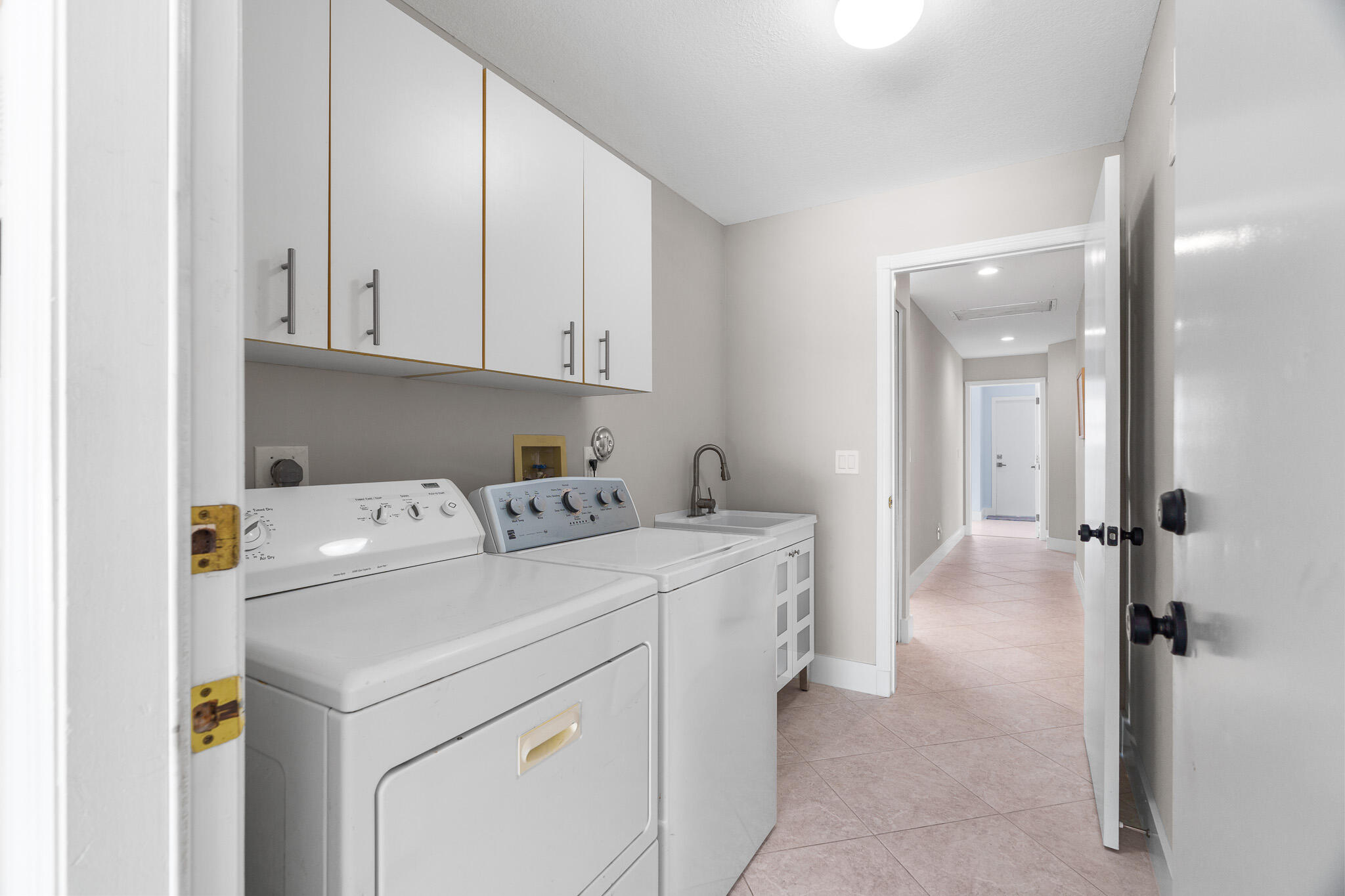 19699 Dinner Key Drive Boca Raton, FL 33498 - Photo 64 of 95 Laundry Room Inside