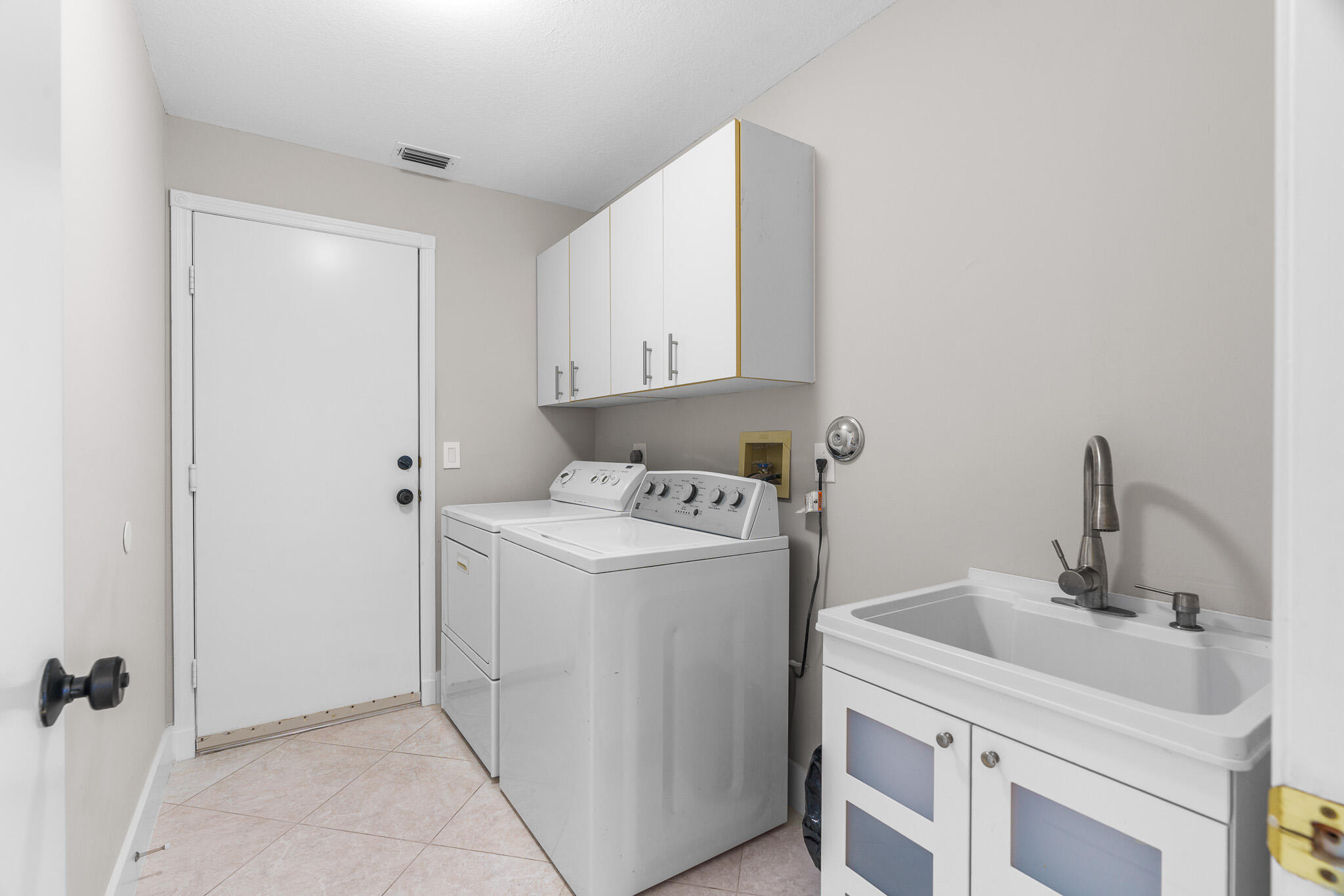 19699 Dinner Key Drive Boca Raton, FL 33498 - Photo 65 of 95 Laundry Room Inside