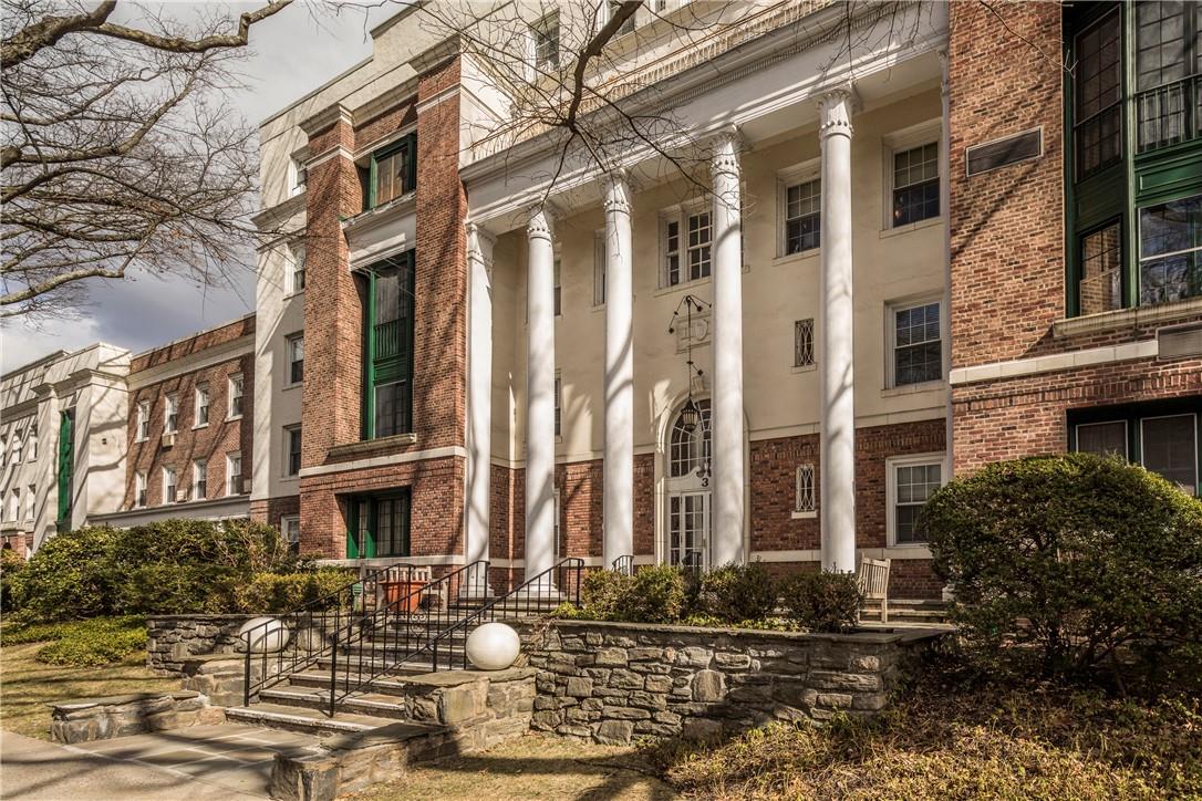 3 Brooklands, Unit 4H Bronxville, NY 10708 - Photo 1 of 1 a front view of a building with street view