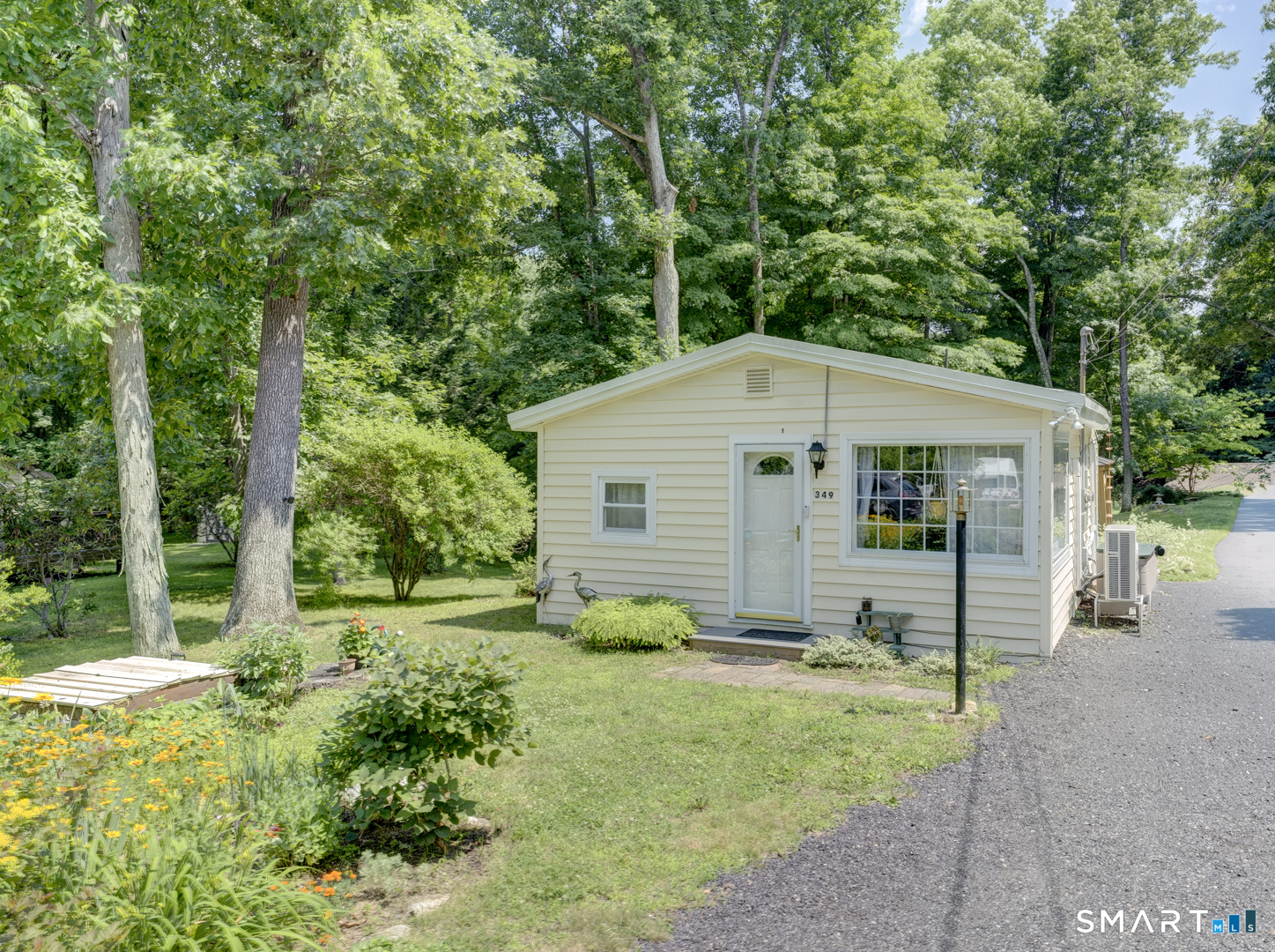 349 Walnut Trail Coventry, CT 06238 - Photo 2 of 33