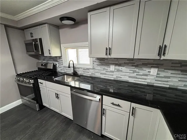 $279,900 | 1017 Willis Avenue, Unit 1, Syracuse, NY 13204