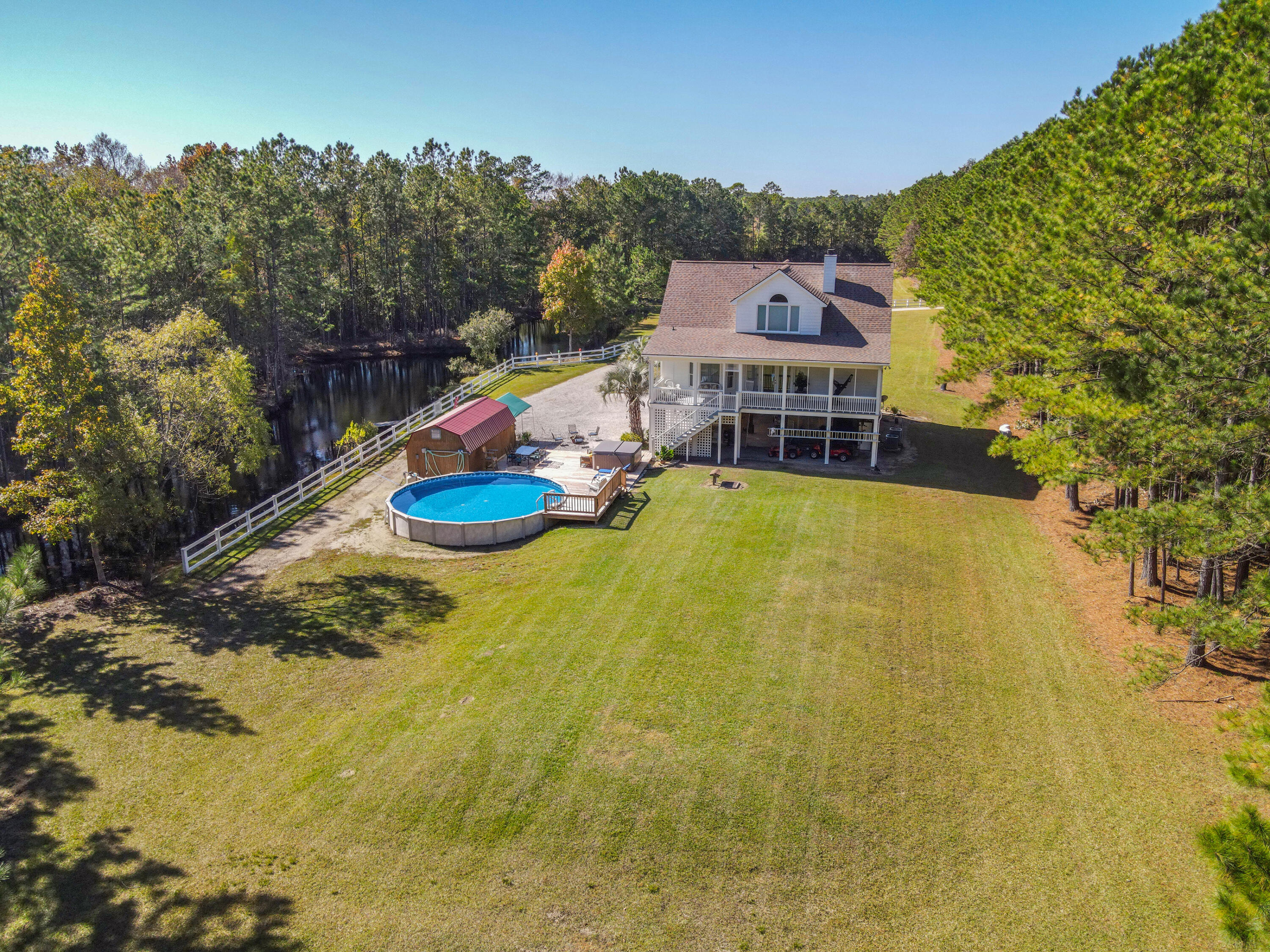 1859 Bellfield Road McClellanville, SC 29458 - Photo 37 of 59 27' round pool