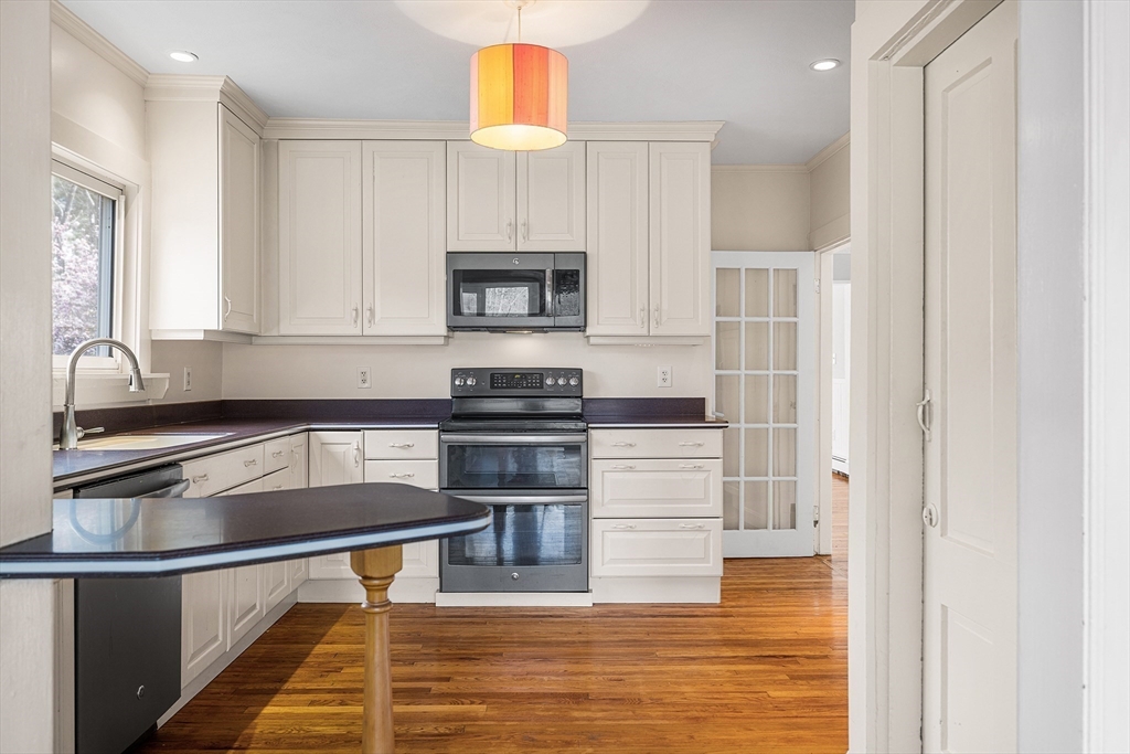 85 Bailey Road Holden, MA 01520 - Photo 5 of 42