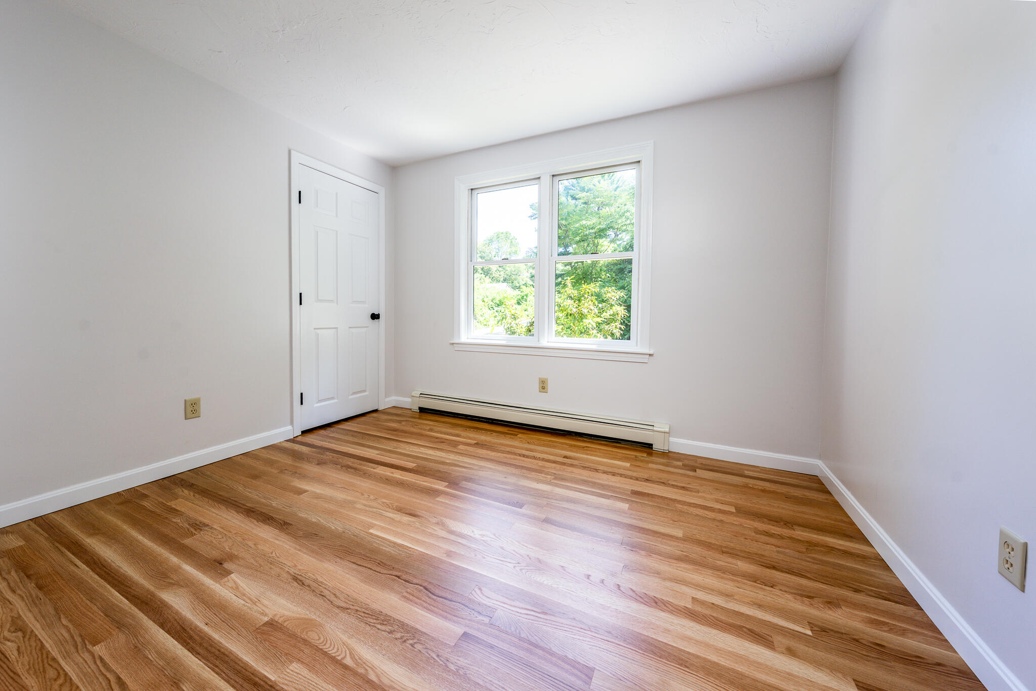 100 Farmersville Road Sandwich, MA 02563 - Photo 27 of 35 3rdbedroom1