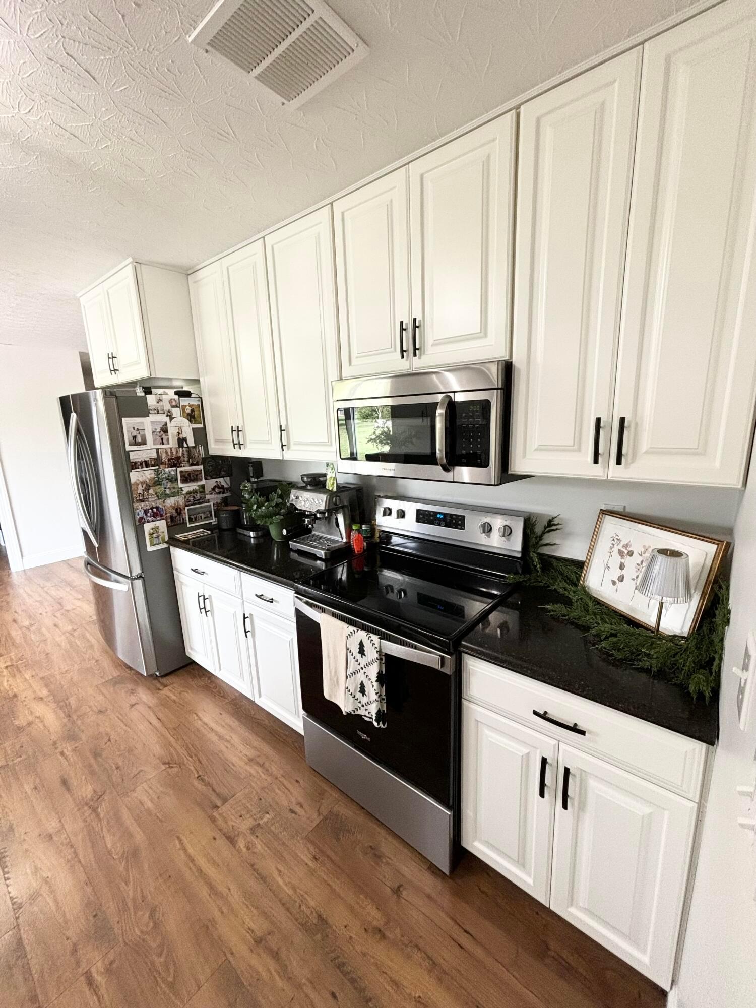 9793 Thomas Road Leesburg, OH 45135 - Photo 16 of 38 IMG_1636