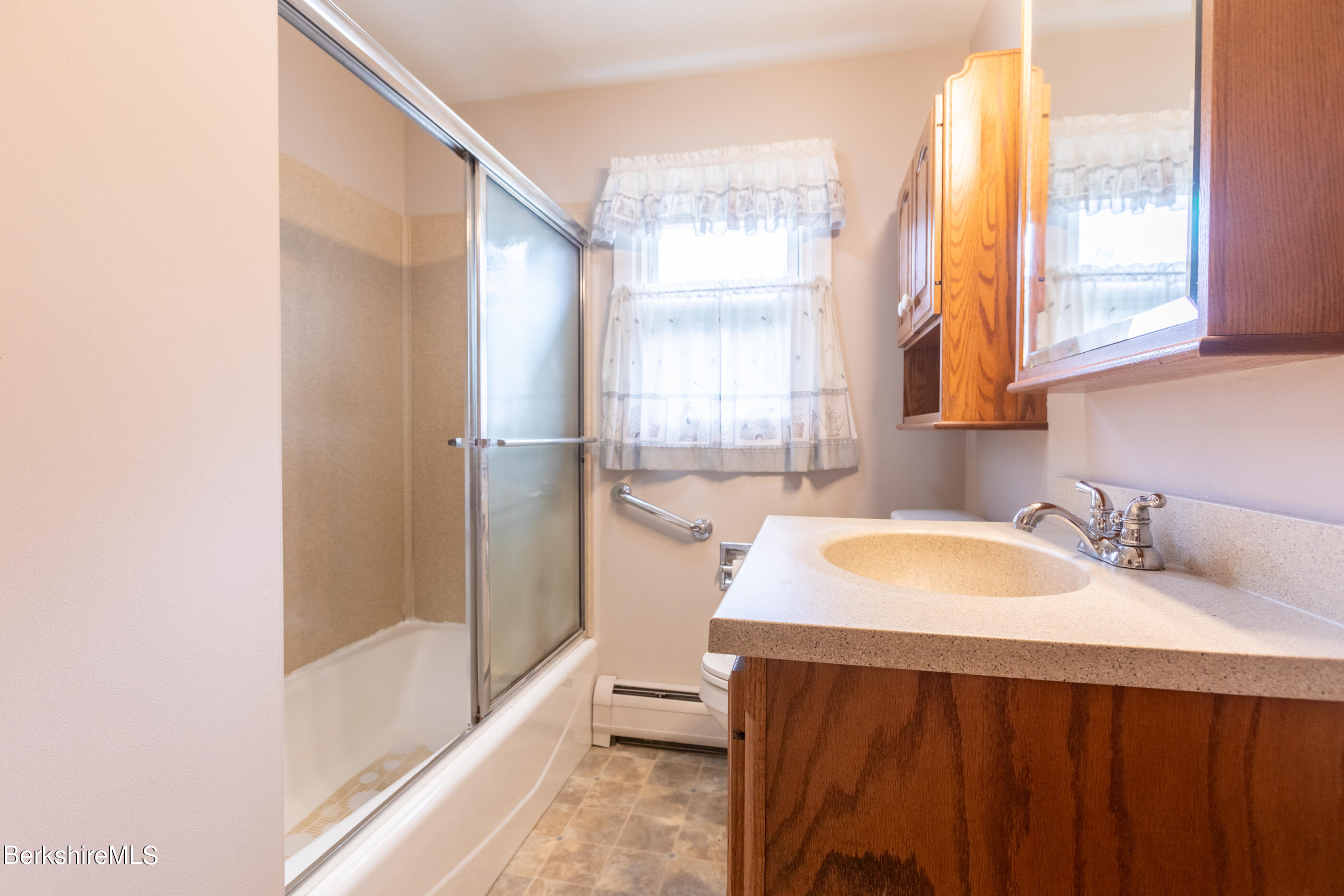 37 Edgemere Road Dalton, MA 01226 - Photo 17 of 29 Full Bathroom