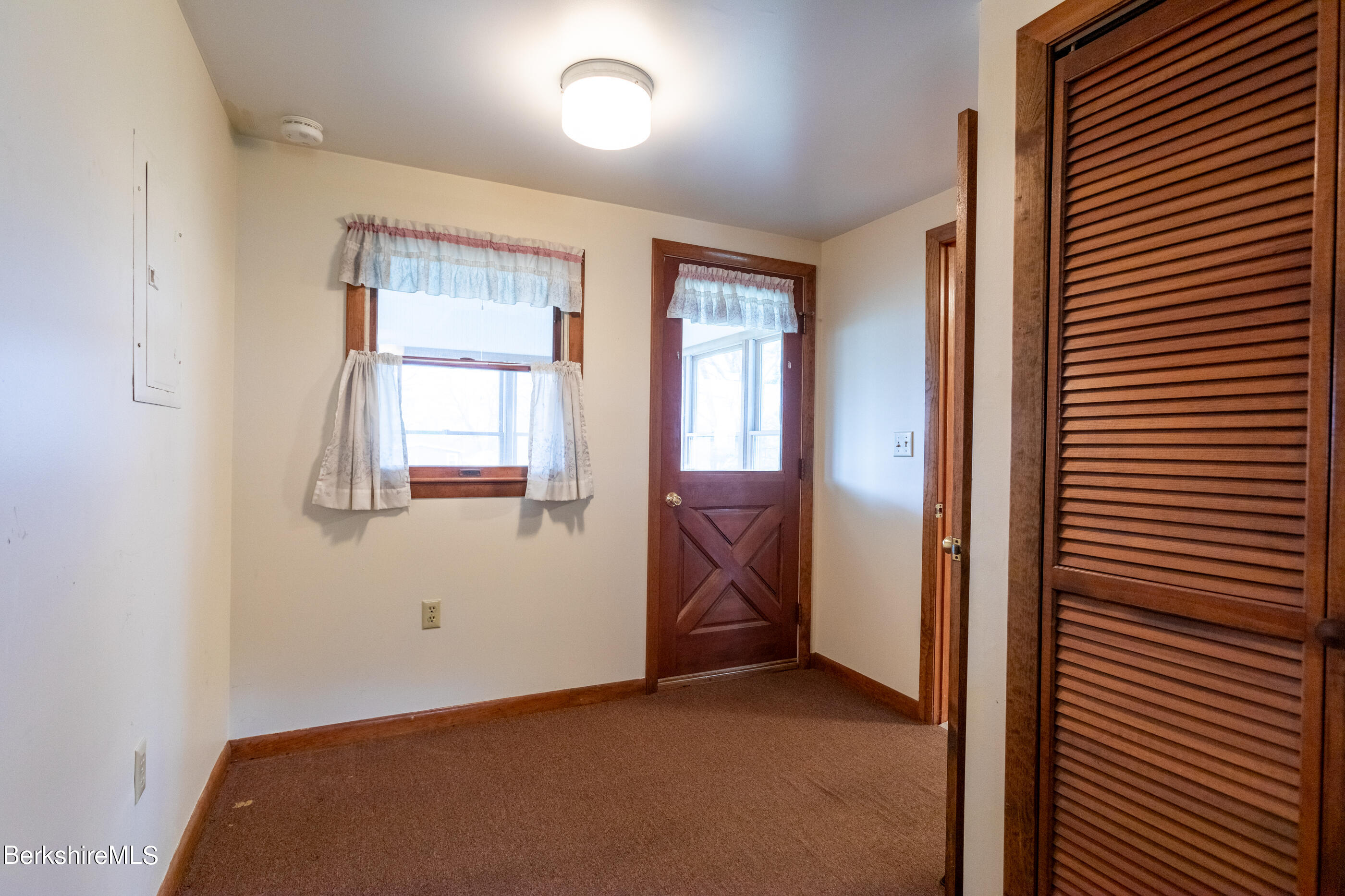 37 Edgemere Road Dalton, MA 01226 - Photo 20 of 29 Interior