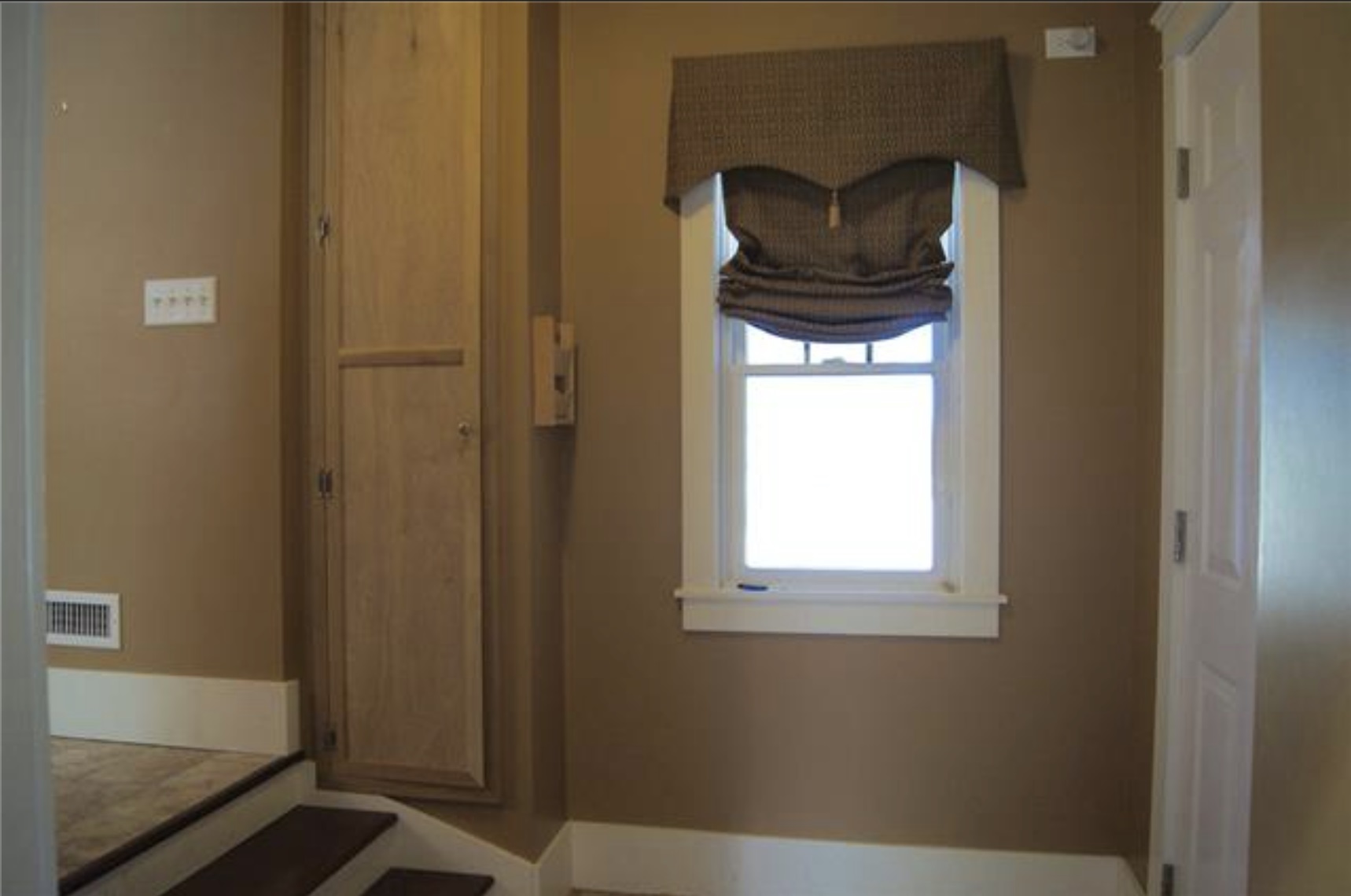 2116 South Stonebridge Road Warsaw, IN 46580 - Photo 14 of 23 Gallery Image 14