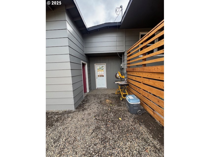 911 Division La Grande, OR 97850 - Photo 36 of 39