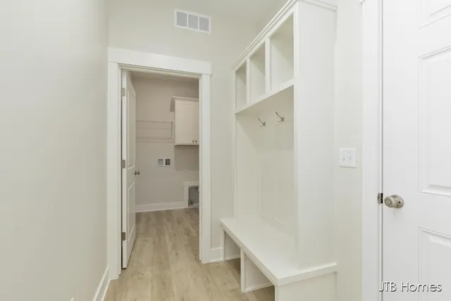 $479,900 | 7603 Brook Villa Court, Unit 17, Allendale, MI 49401