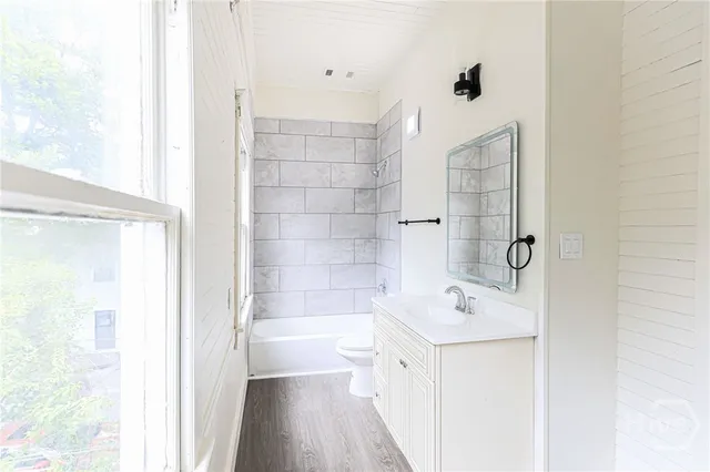 $2,400 | 316 West 40th Street, Savannah, GA 31401