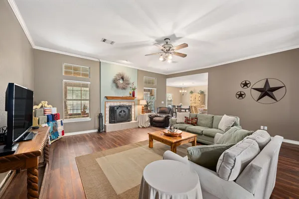 $635,000 | 75 Four T Ranch Road, Georgetown, TX 78633
