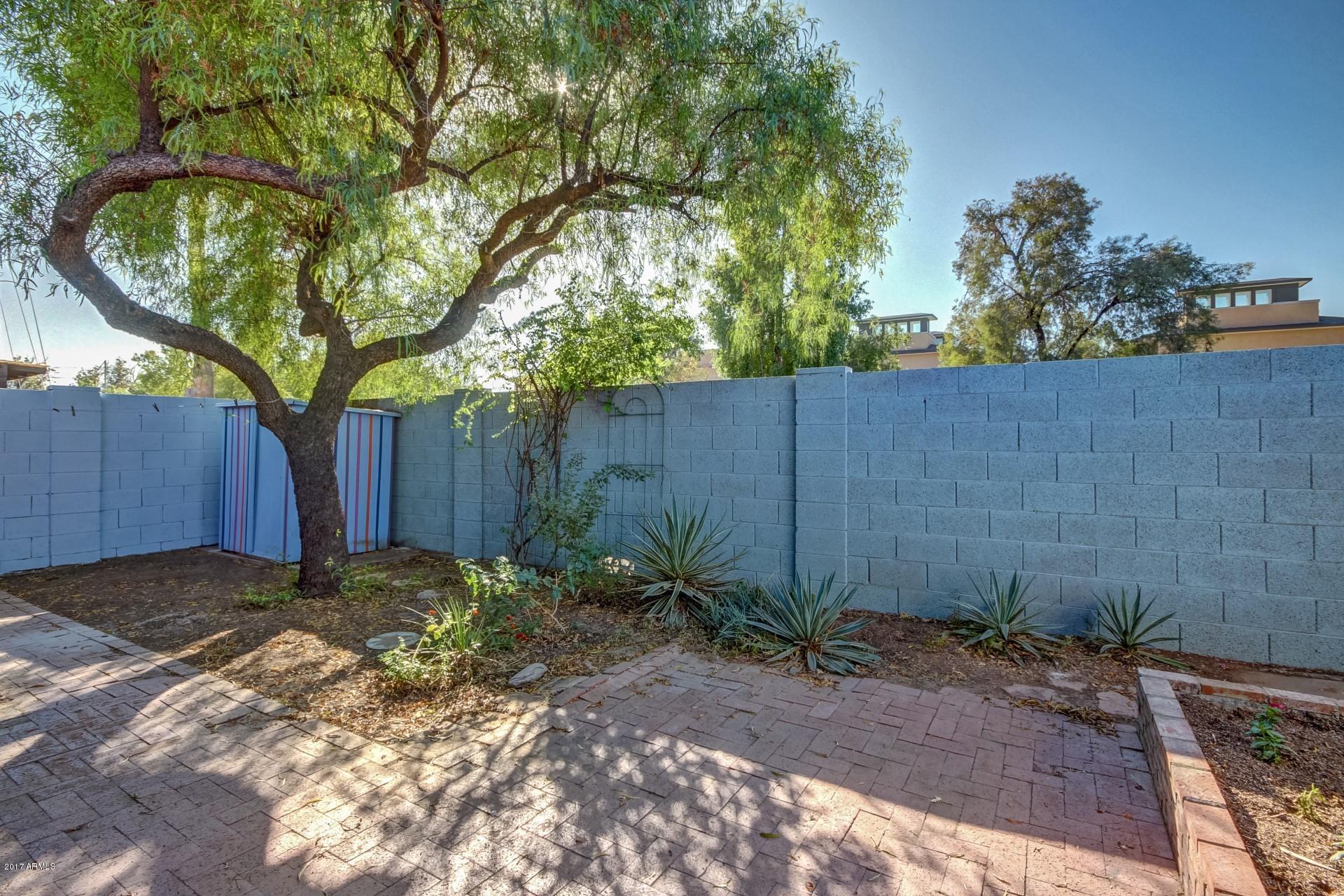 1450 East Bethany Home Road, Unit 18 Phoenix, AZ 85014 - Photo 23 of 27 0023-Bethany Home (22)