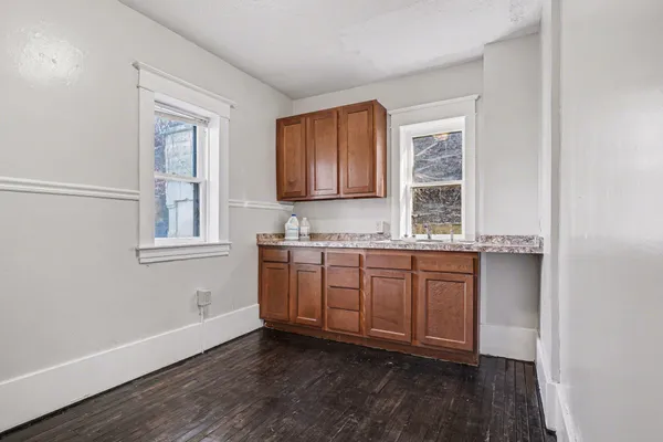 $139,900 | 947 Bellevue Place, Kalamazoo, MI 49007