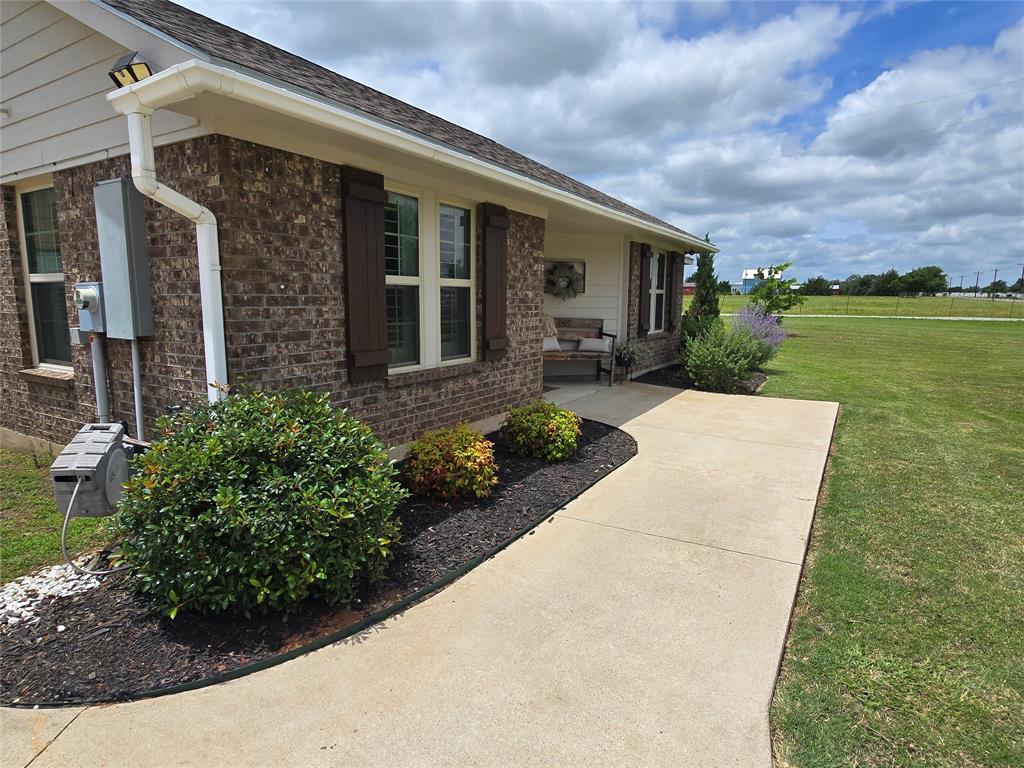2462 McConnell Road Gunter, TX 75058 - Photo 3 of 33